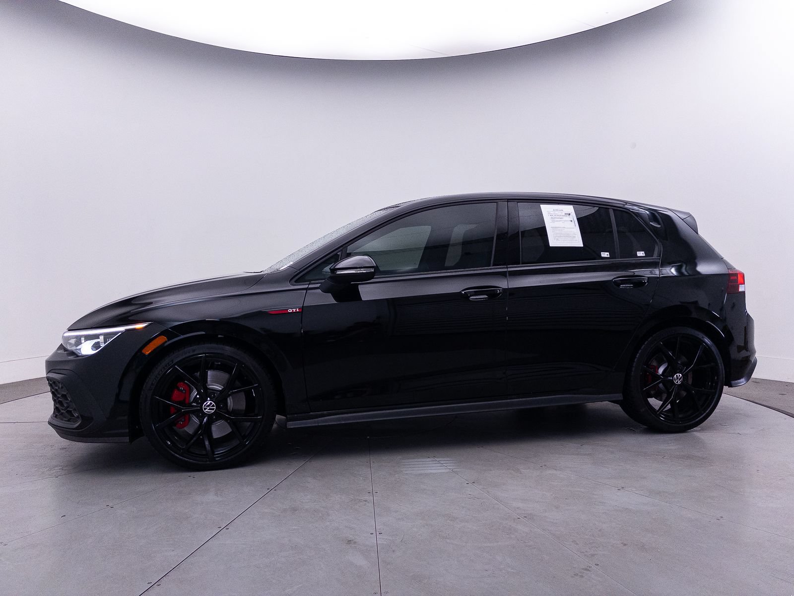 Used 2024 Volkswagen GTI SE FWD image 45