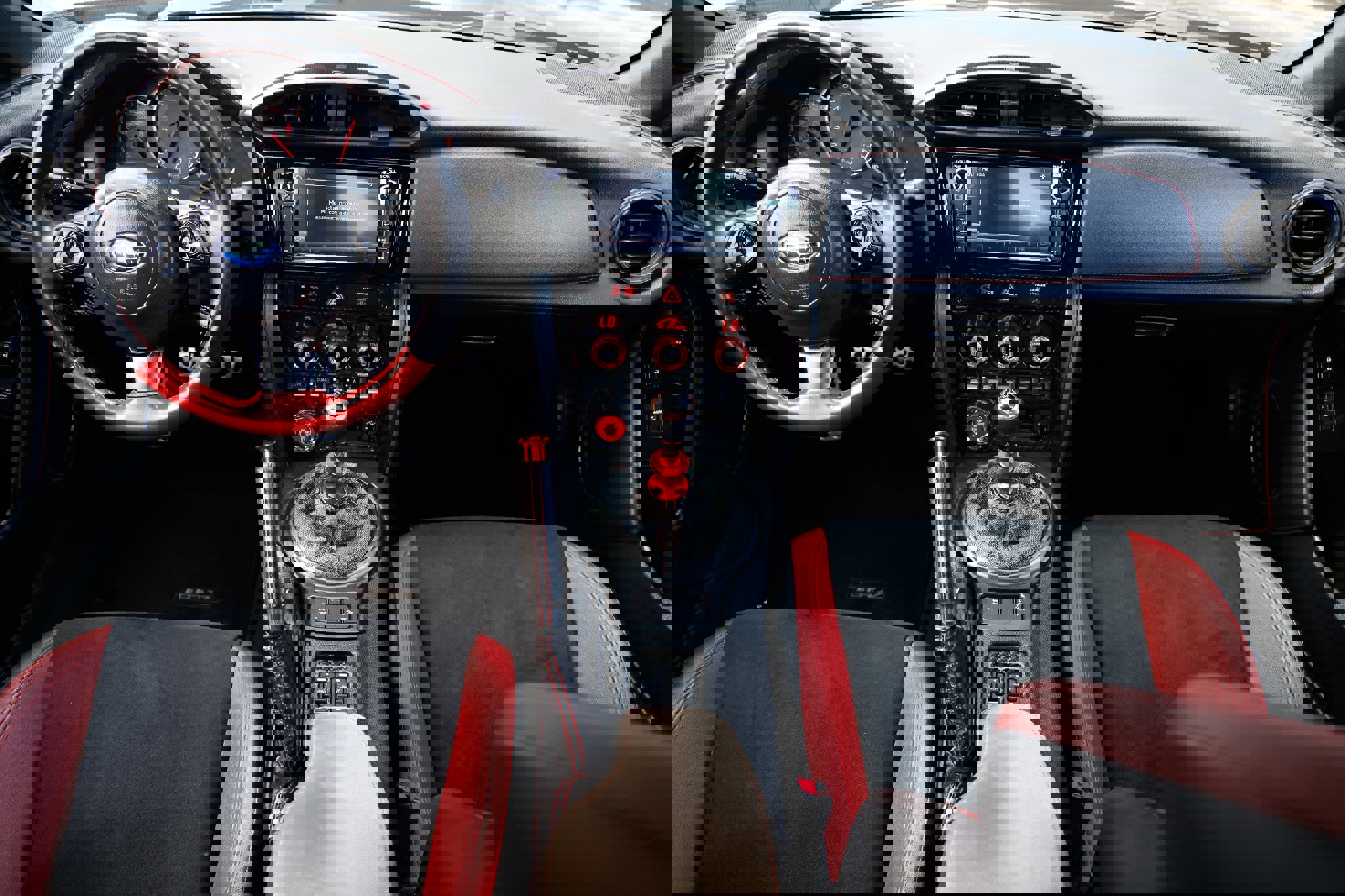 Used 2018 Subaru BRZ tS image 2