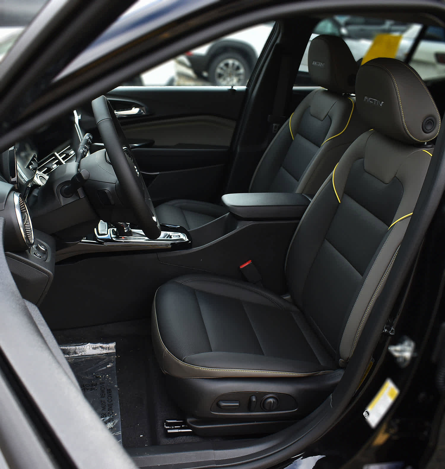 New 2026 Chevrolet Trax ACTIV w/ Sunroof Package image 9