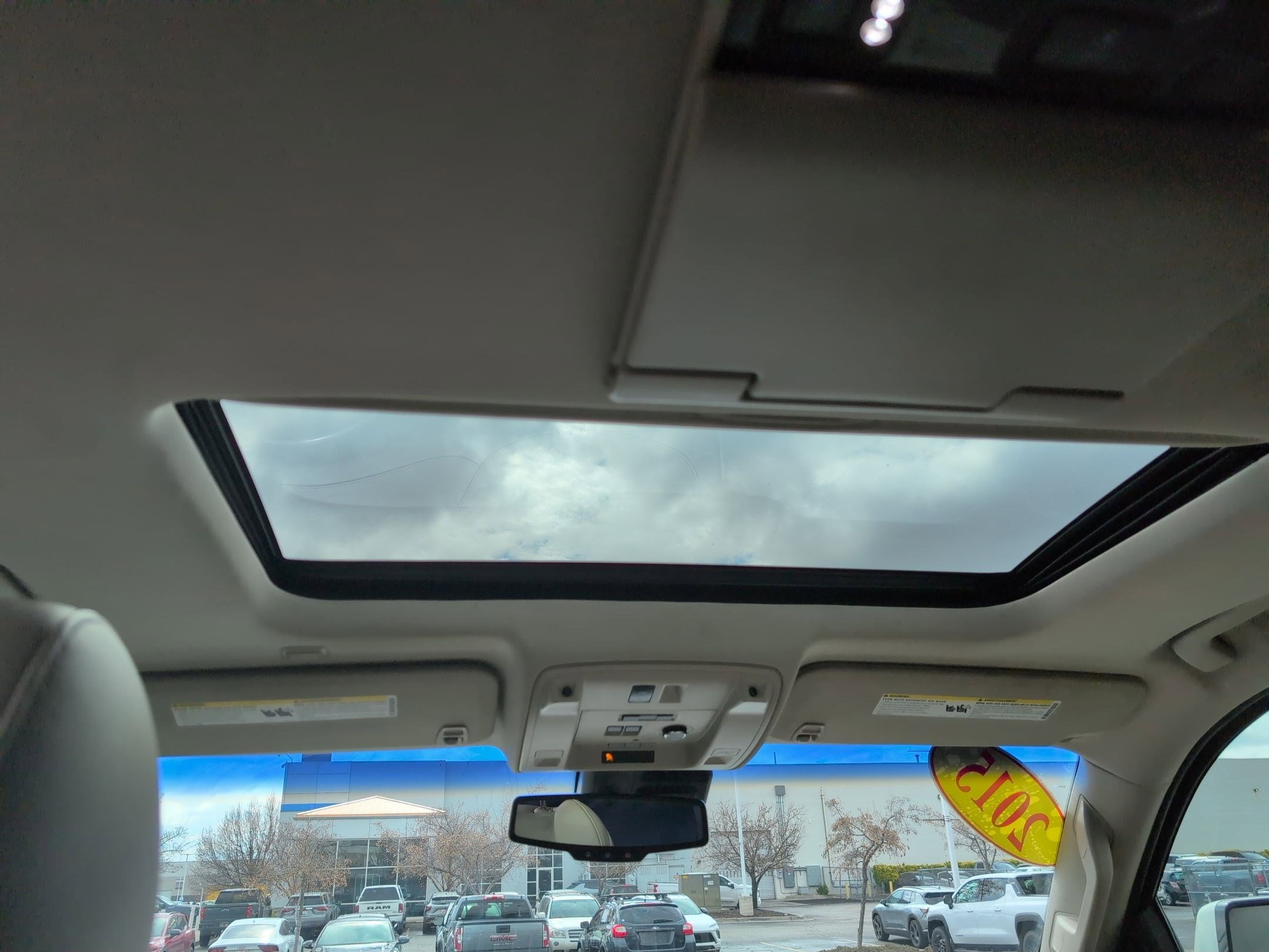 Used 2015 Cadillac Escalade Premium image 14