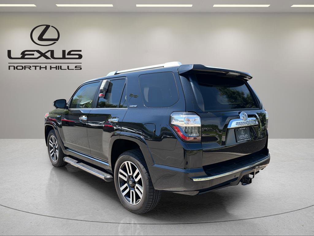Used 2017 Toyota 4Runner Limited AWD/4WD image 8