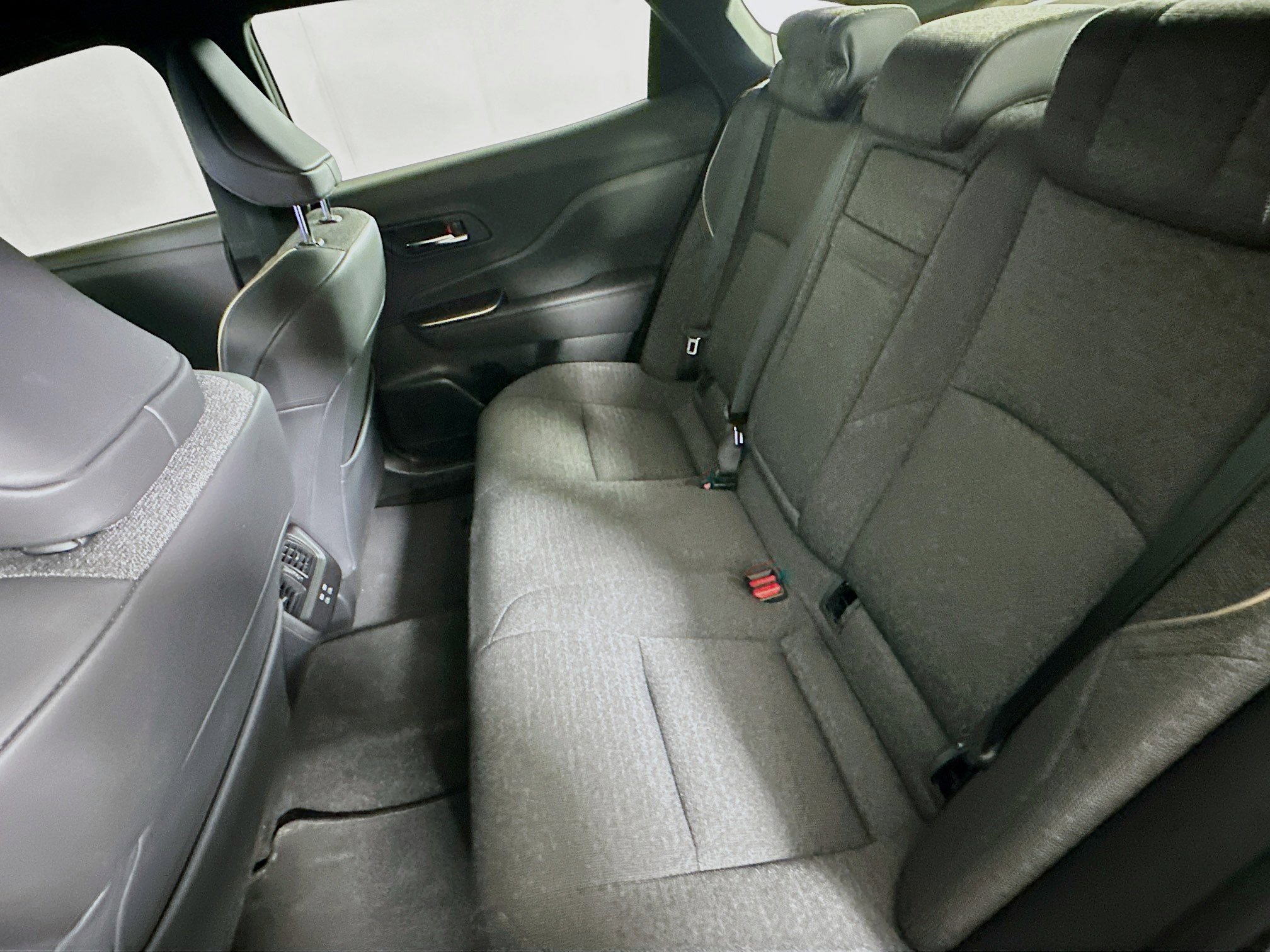 Used 2023 Toyota Crown XLE image 27