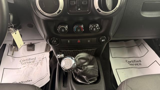 Used 2018 Jeep Wrangler Unlimited Rubicon image 29