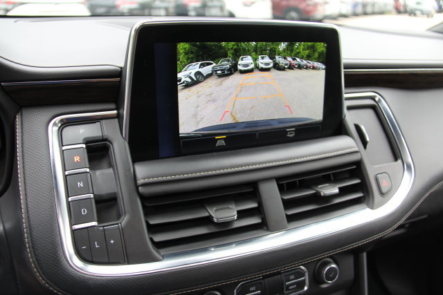 Used 2023 Chevrolet Suburban Premier AWD/4WD image 29