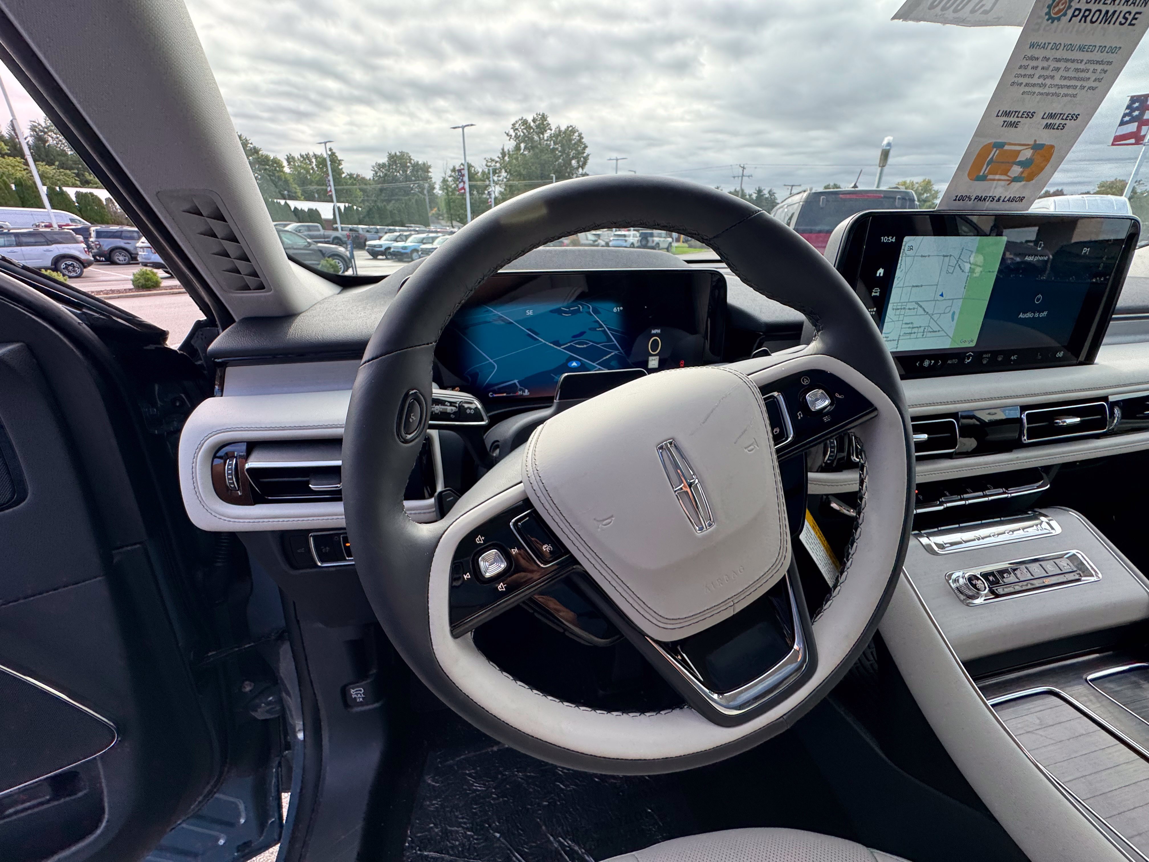New 2026 Lincoln Aviator Reserve w/ Jet Appearance Package AWD/4WD image 27