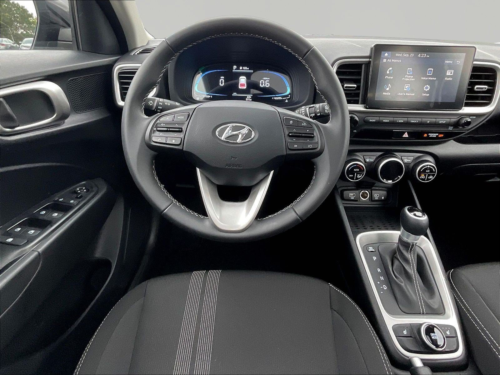 New 2026 Hyundai Venue SEL FWD image 9