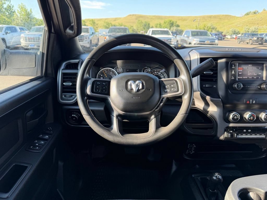 Used 2021 RAM 5500 Tradesman w/ Chrome Appearance Group AWD/4WD image 4