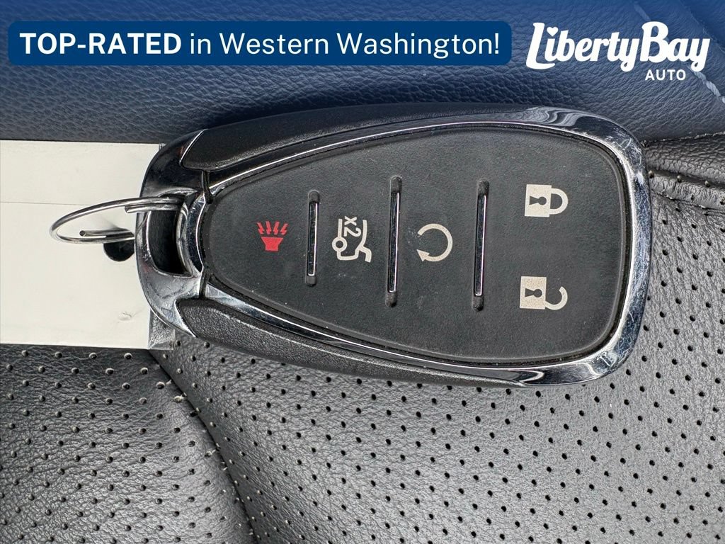 Used 2022 Chevrolet Camaro LT RWD image 30