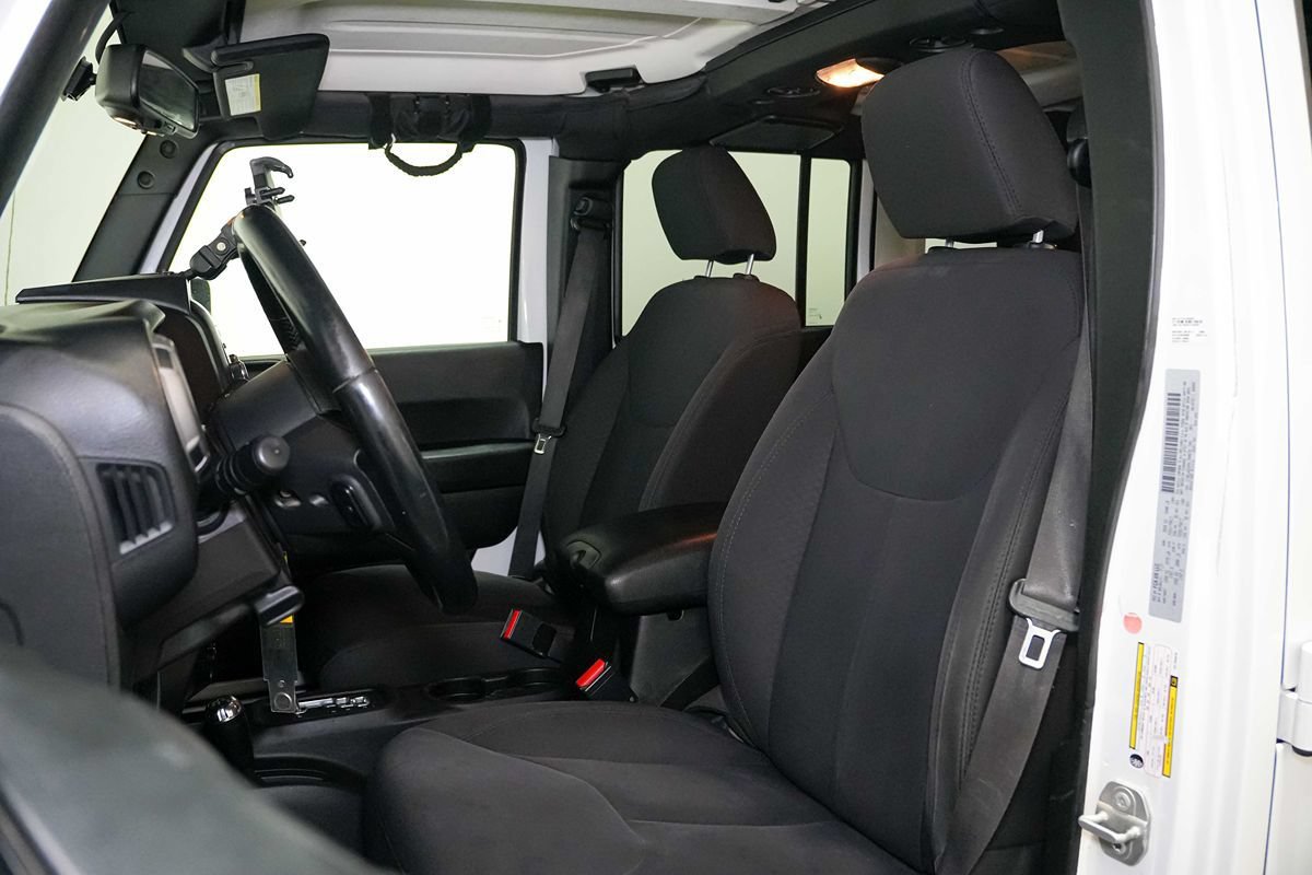 Used 2017 Jeep Wrangler Unlimited Sport w/ Quick Order Package 24S AWD/4WD image 17