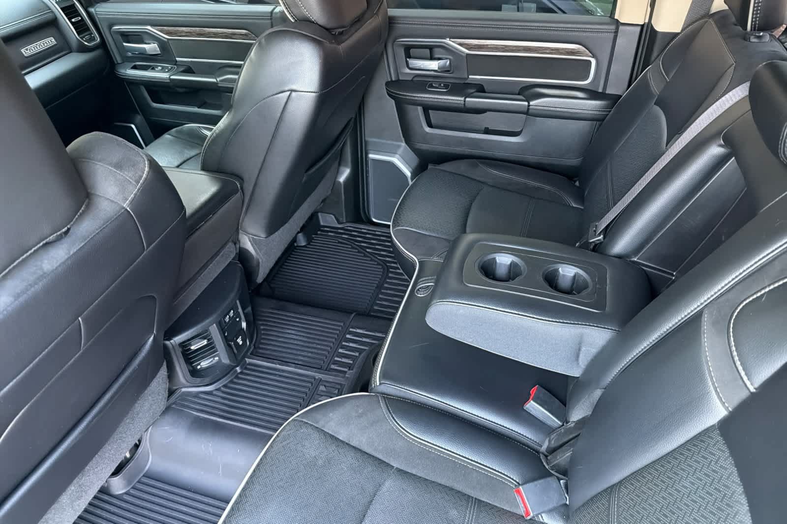 Used 2021 RAM 3500 Laramie AWD/4WD image 4