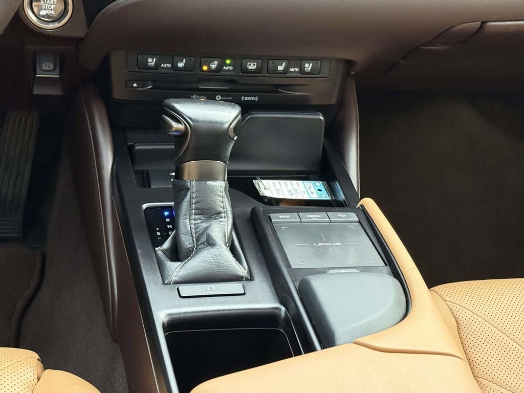 Used 2021 Lexus ES 350 Ultra Luxury w/ Accessory Package 2 image 19