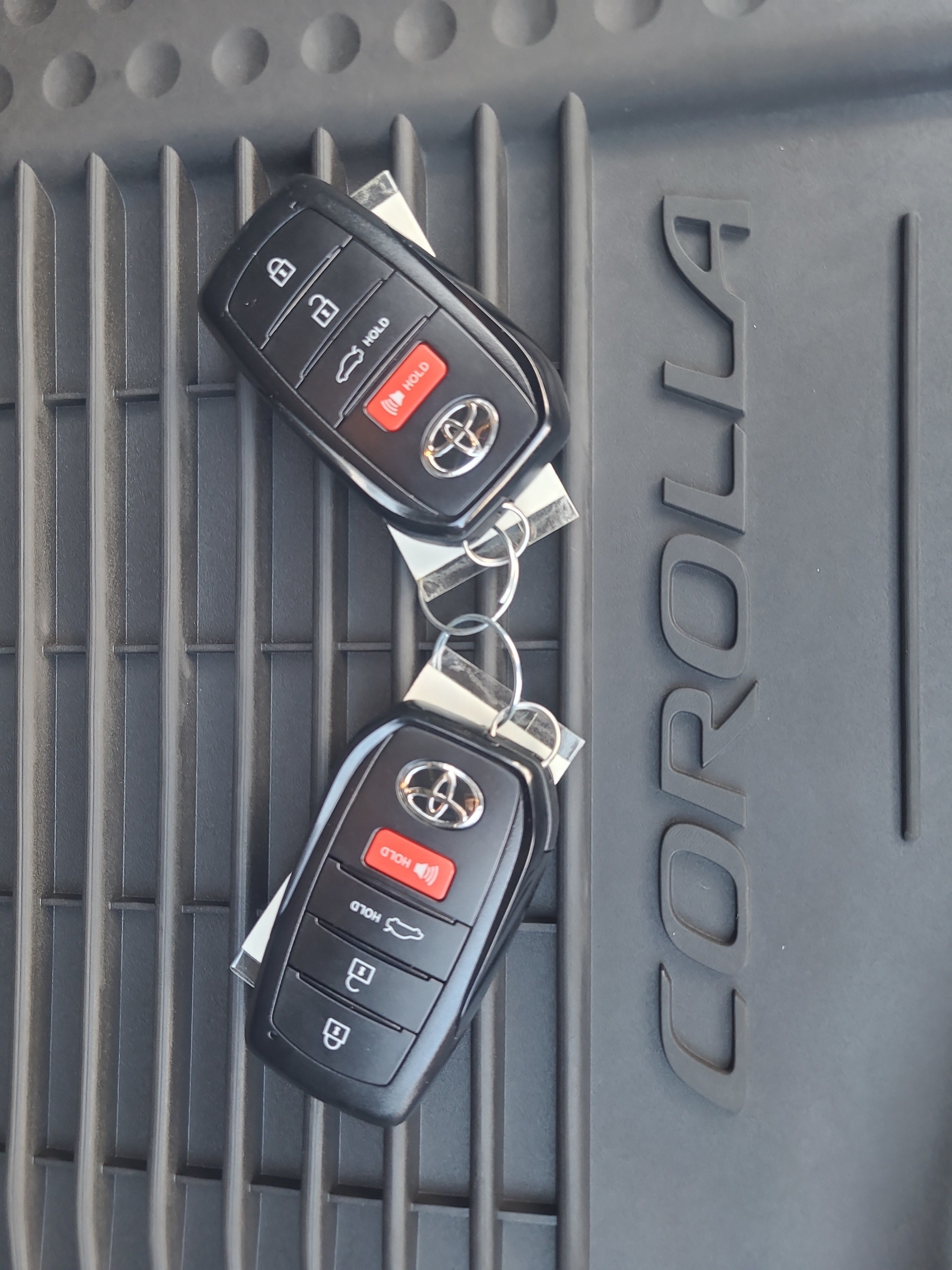 Certified 2025 Toyota Corolla SE FWD image 30