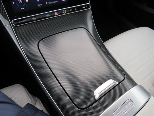 Used 2025 Mercedes-Benz C 300 4MATIC Sedan image 16