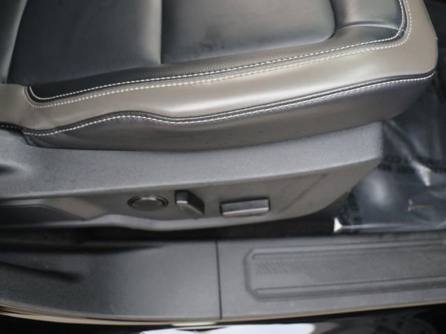 Used 2025 Ford Bronco Outer Banks image 11