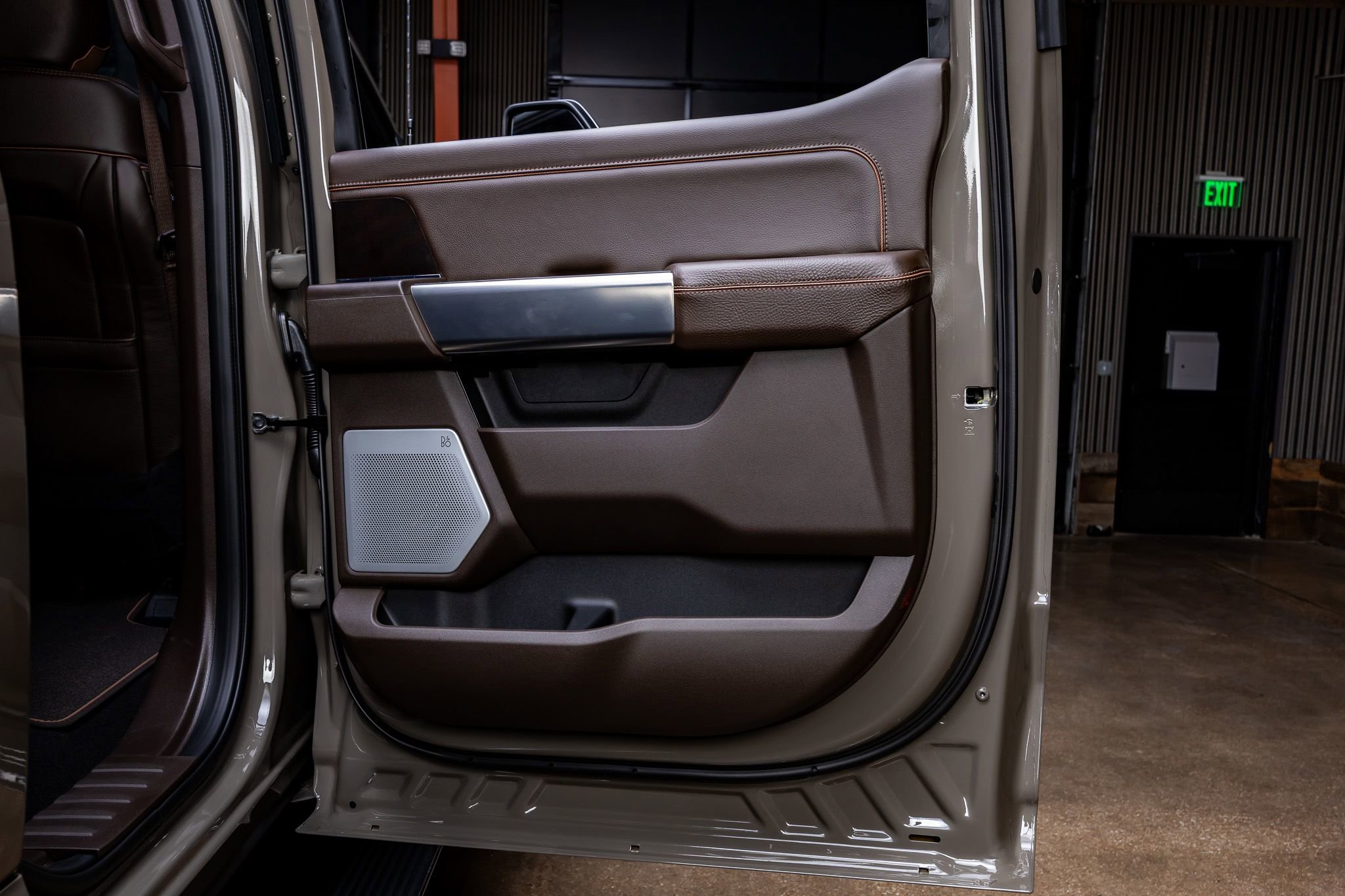 Used 2026 Ford F450 King Ranch w/ Chrome Package image 38