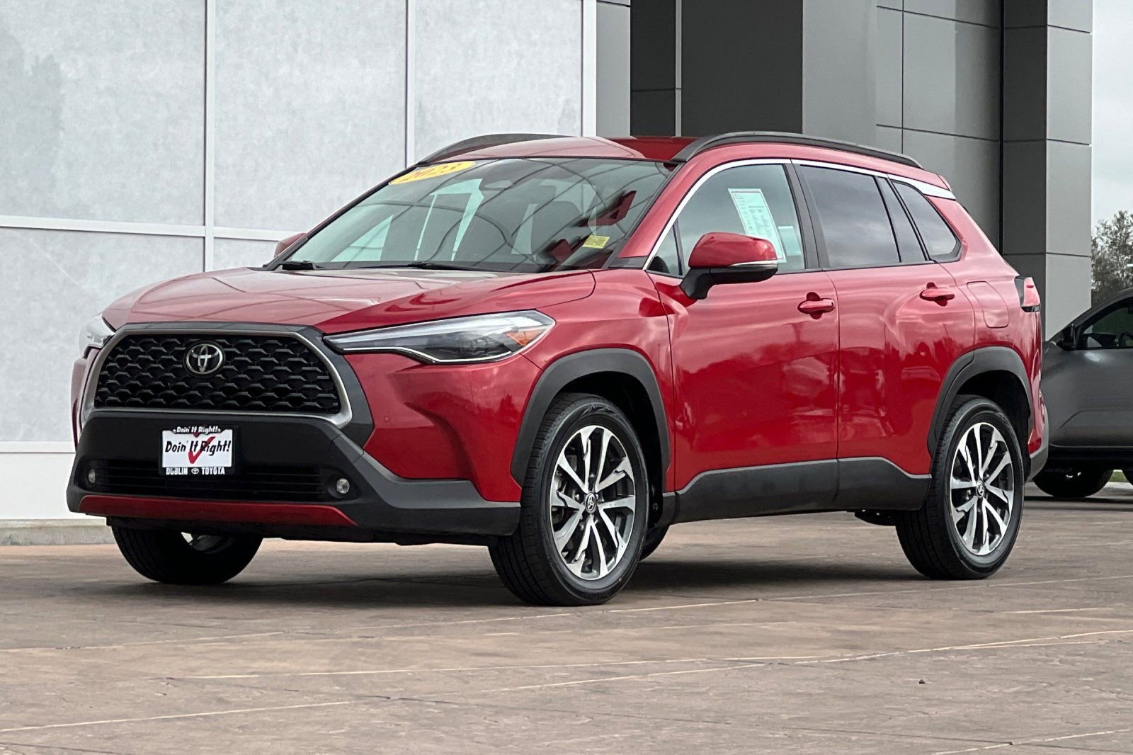 Certified 2023 Toyota Corolla Cross XLE image 10