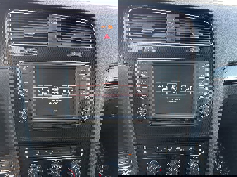 Used 2017 Volkswagen GTI SE image 19