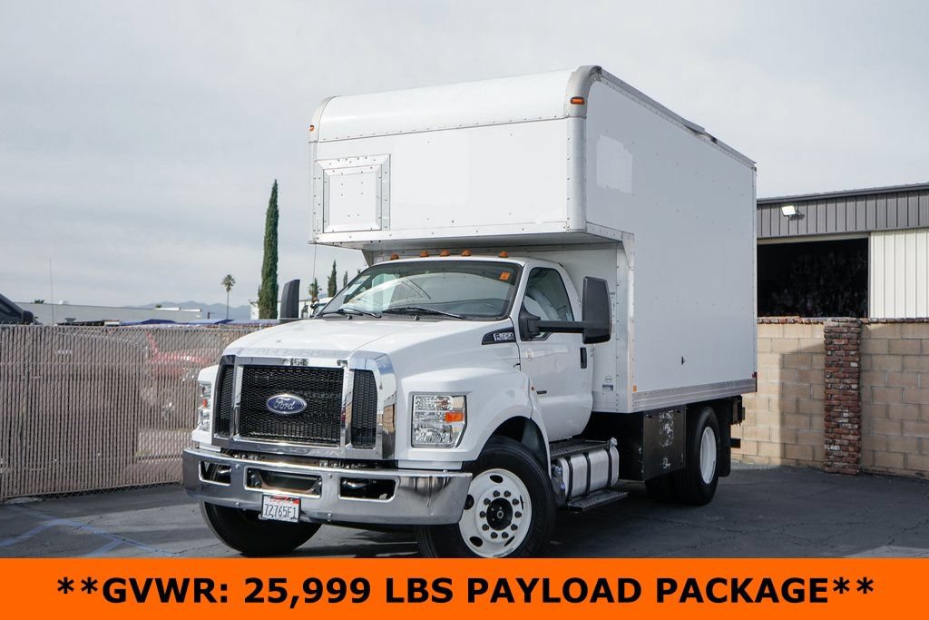 Used 2016 Ford F650 2WD Regular Cab Super Duty image 4