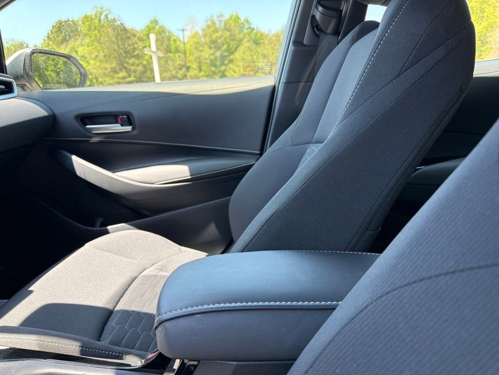 Used 2019 Toyota Corolla SE w/ SE Option Package FWD image 17
