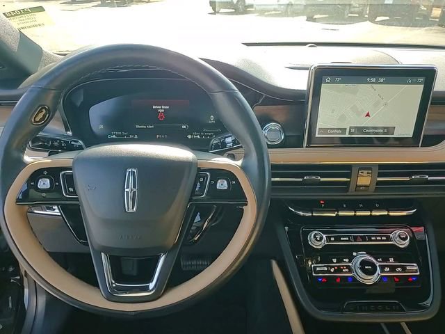 Used 2022 Lincoln Corsair Reserve w/ Equipment Group 201A image 26