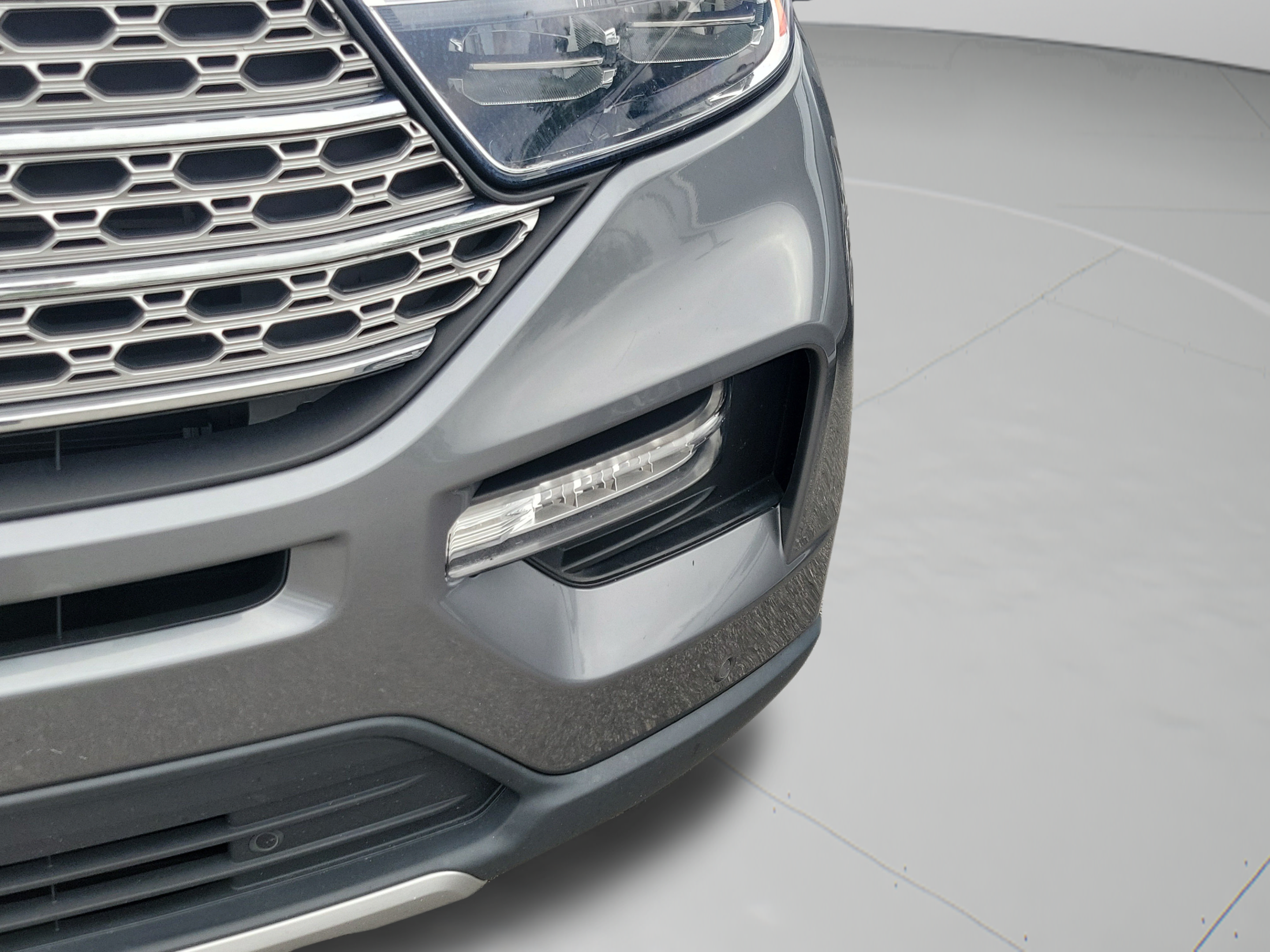 Used 2024 Ford Explorer Limited w/ Limited Technology Package RWD image 14