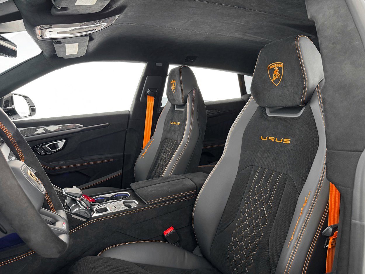 Used 2024 Lamborghini Urus Performante image 15