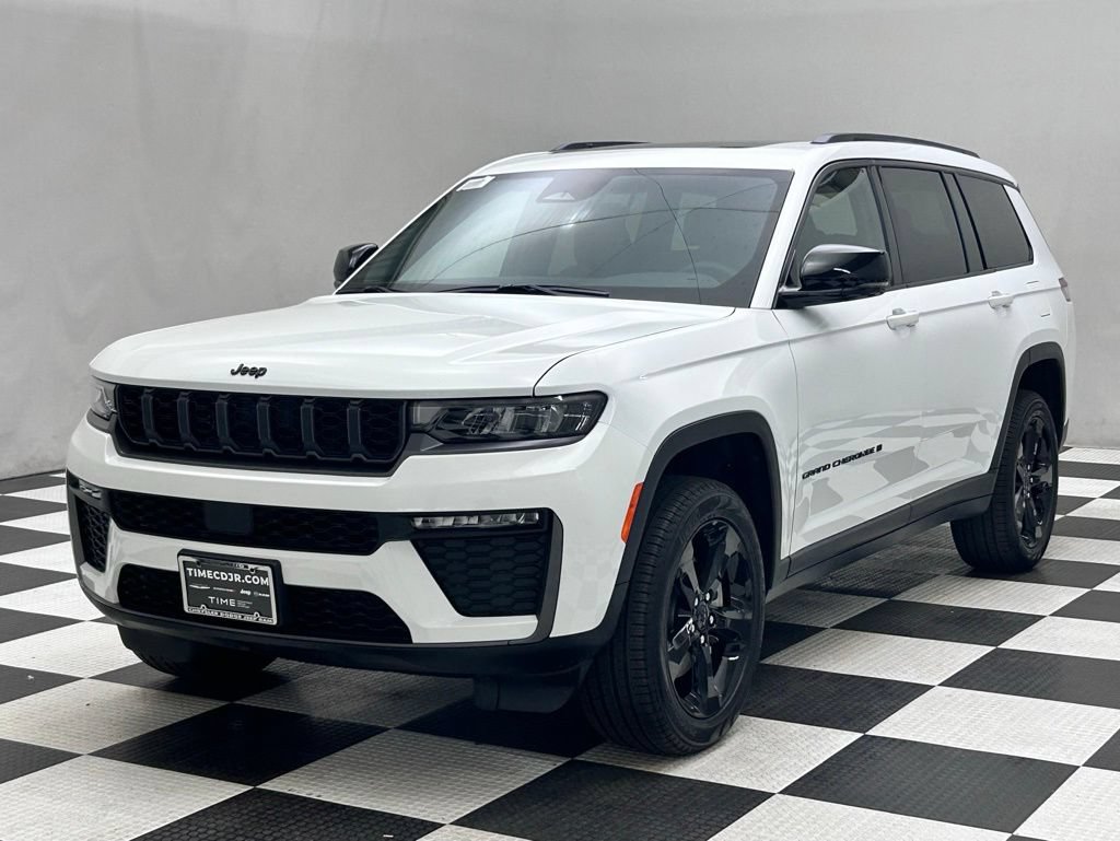 New 2026 Jeep Grand Cherokee L Limited w/ Limited Altitude Package AWD/4WD image 4