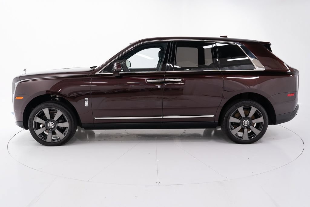 Certified 2023 Rolls-Royce Cullinan AWD/4WD image 2