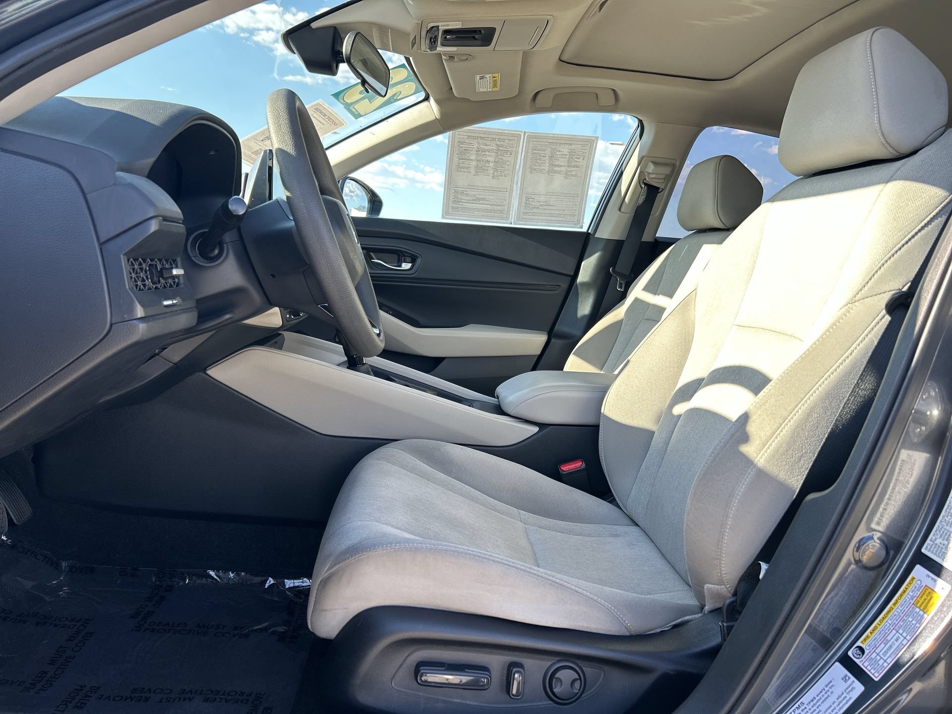 Used 2023 Honda Accord EX image 13