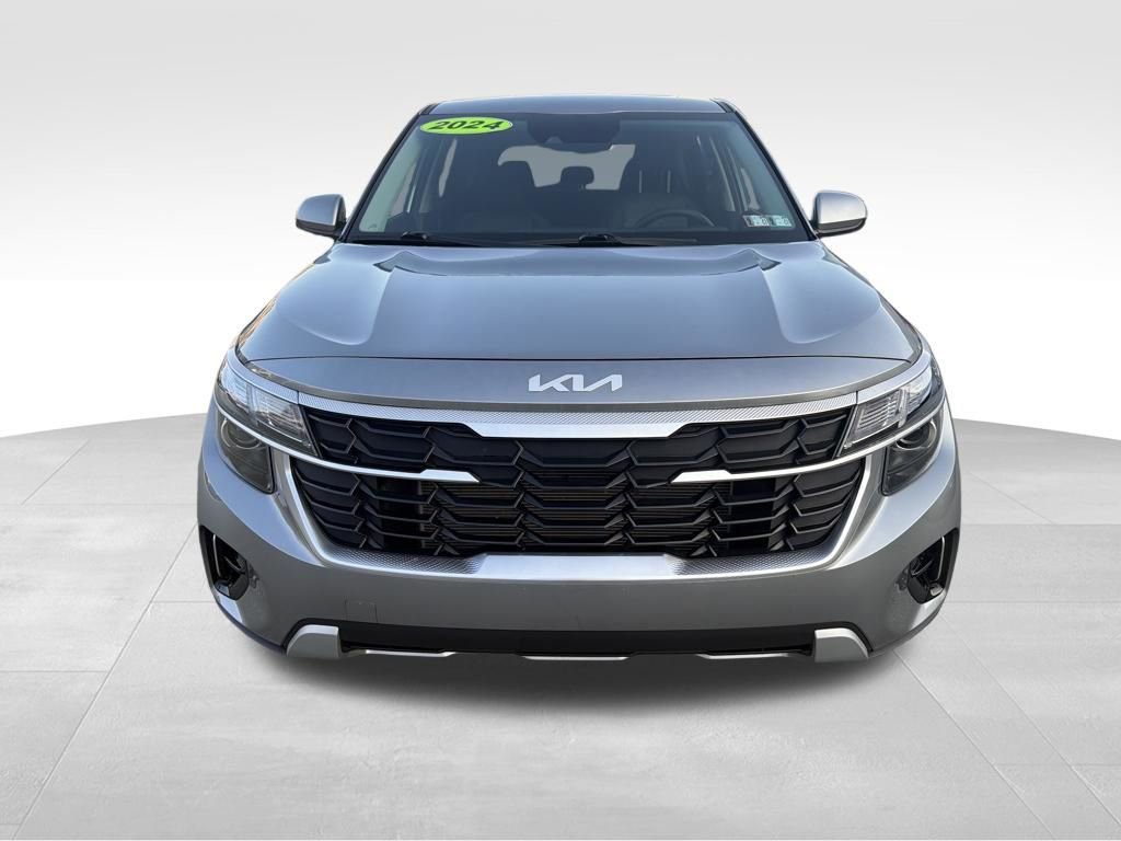 Used 2024 Kia Seltos LX image 9