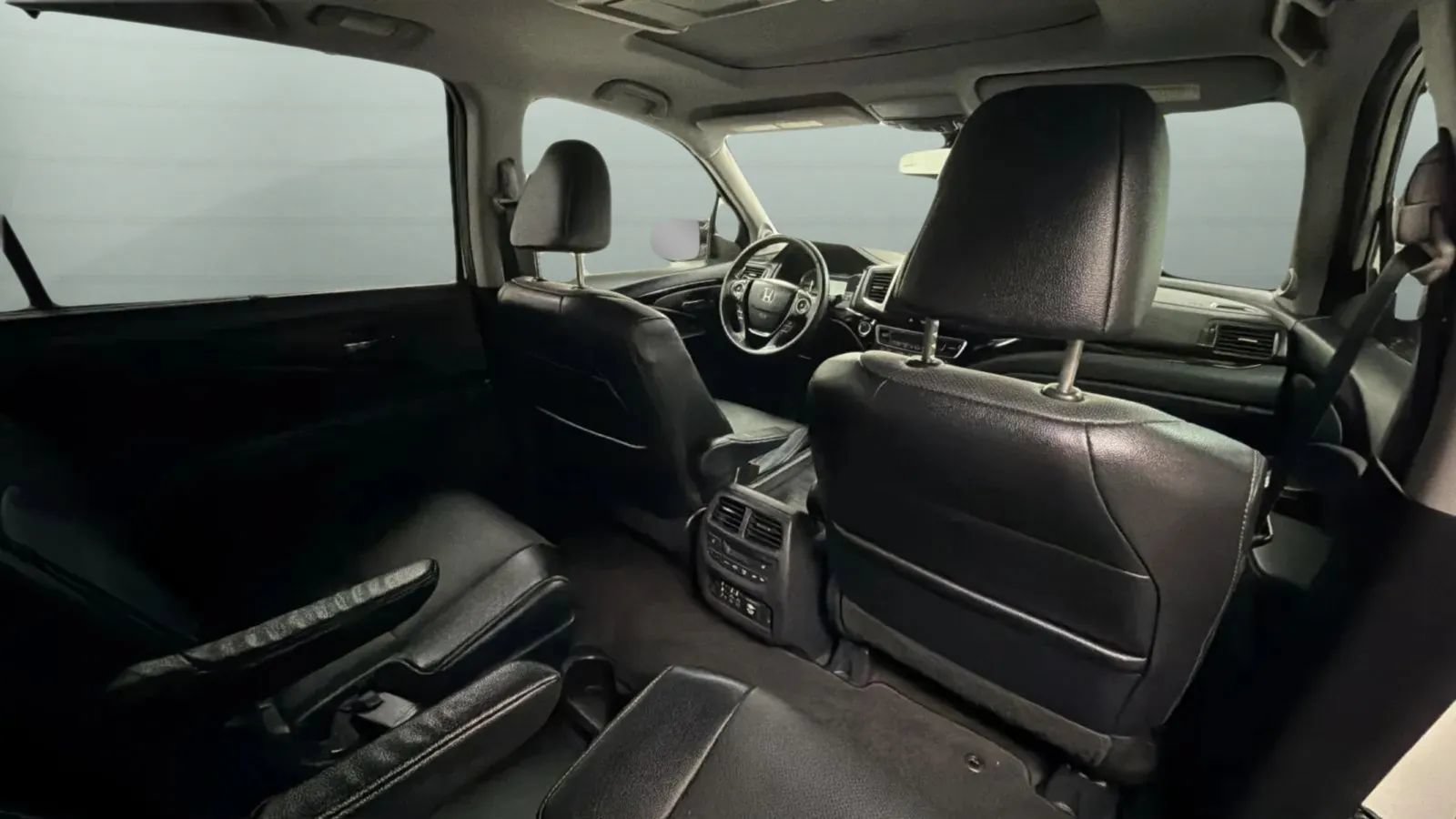 Used 2017 Honda Pilot Elite image 23