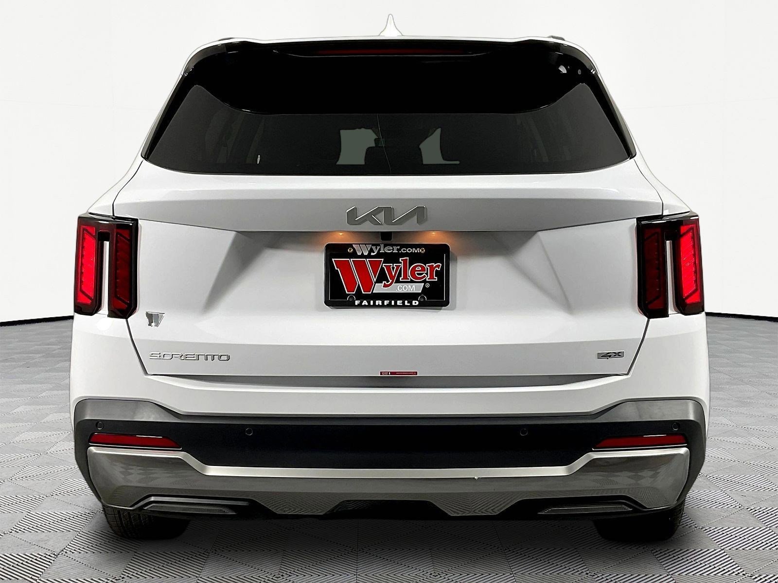 Certified 2026 Kia Sorento S AWD/4WD image 5