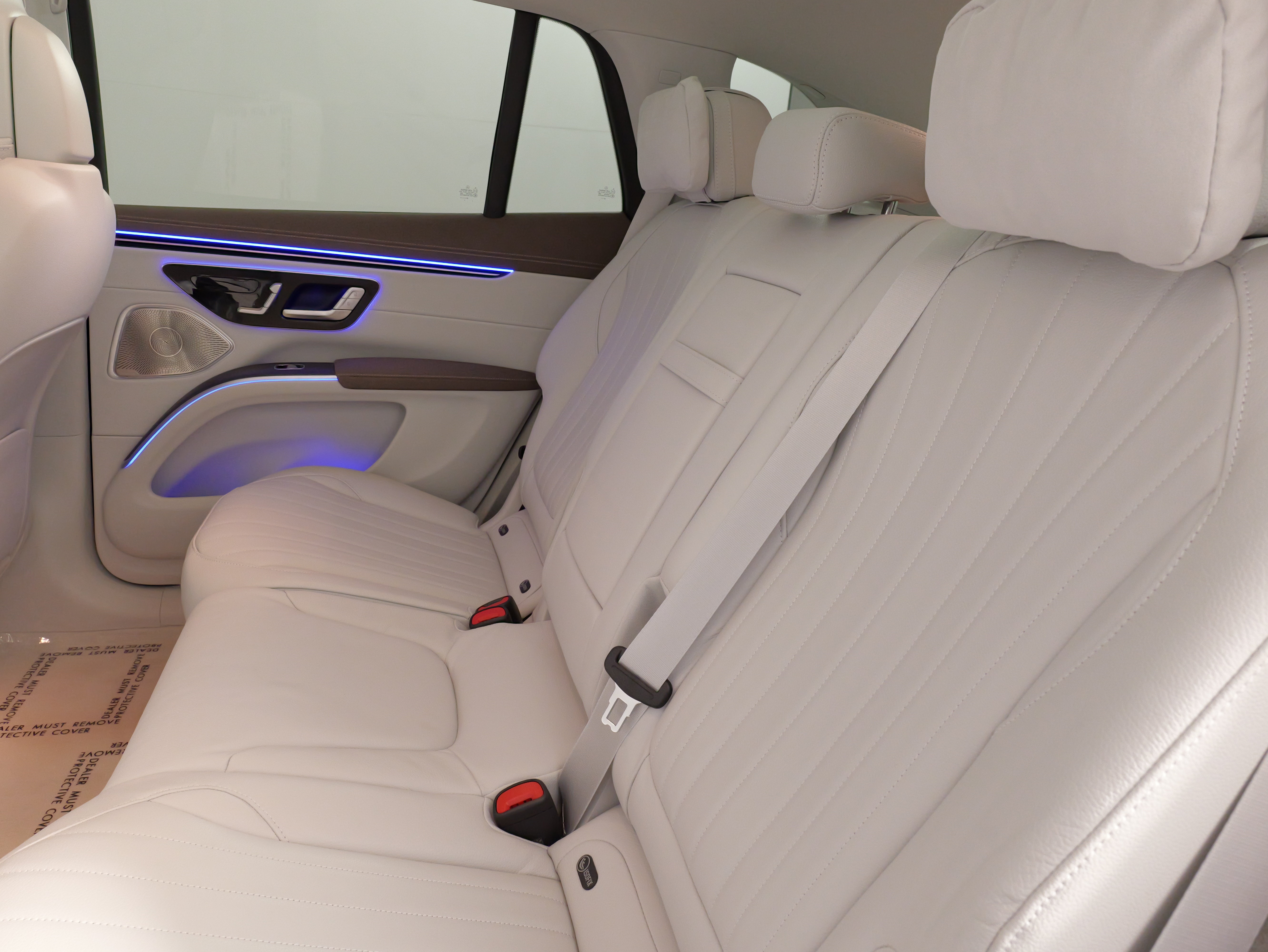 Used 2023 Mercedes-Benz EQS 580 4MATIC SUV image 38