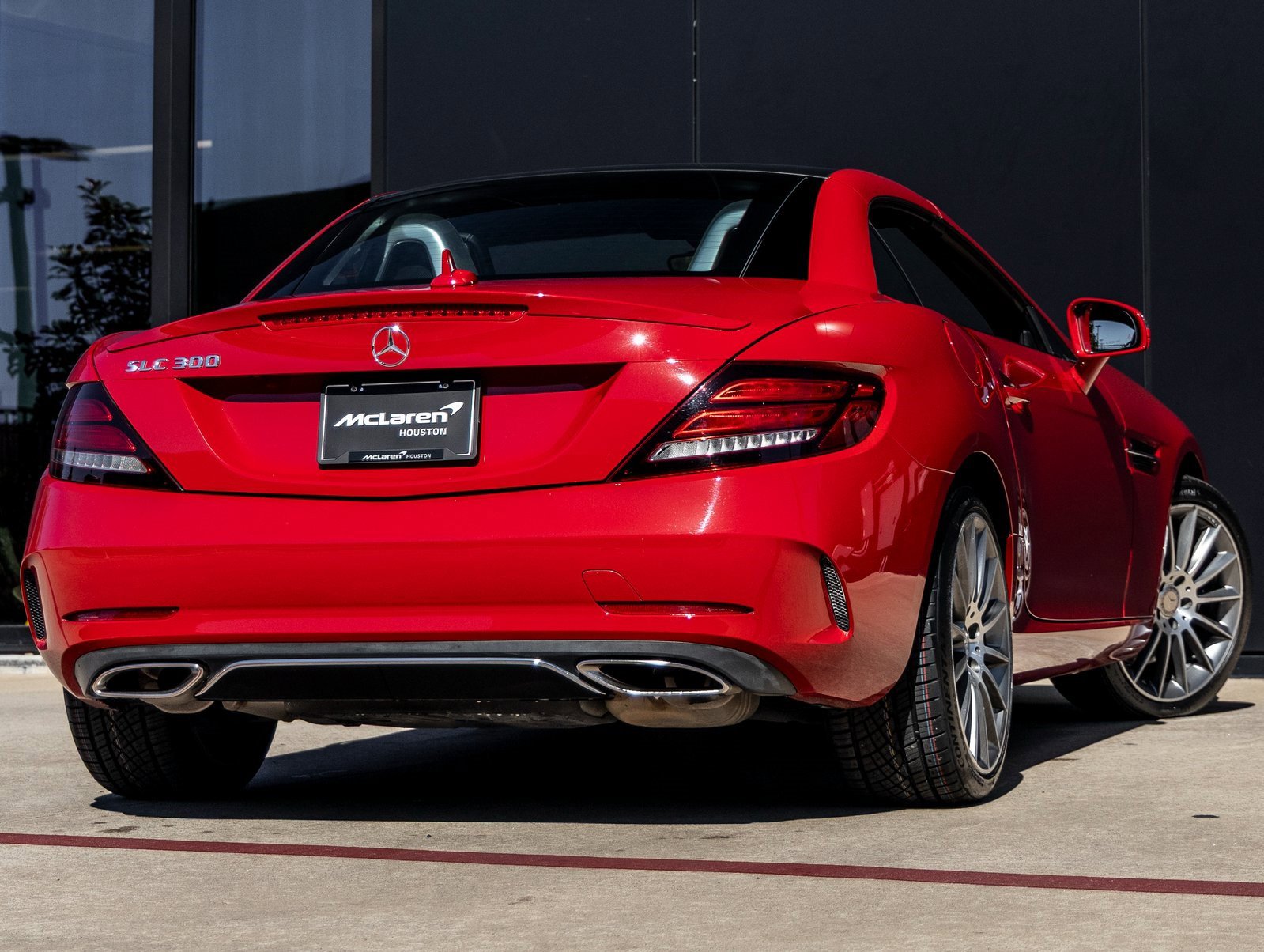 Used 2017 Mercedes-Benz SLC 300 image 8