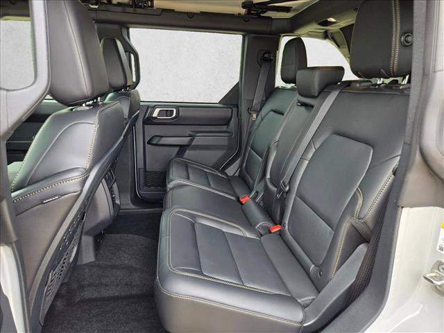 New 2026 Ford Bronco Badlands AWD/4WD image 16