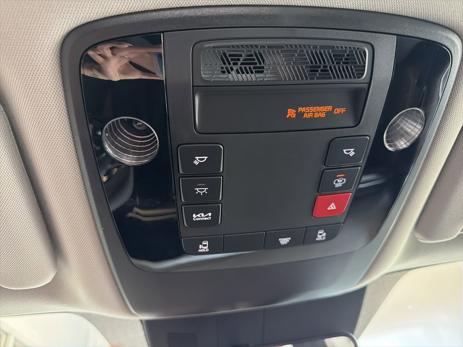 New 2026 Kia Carnival LX image 31