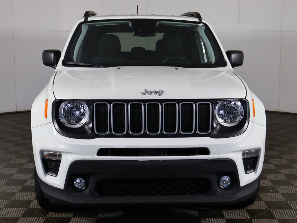 Used 2022 Jeep Renegade Latitude w/ Convenience Group AWD/4WD image 10