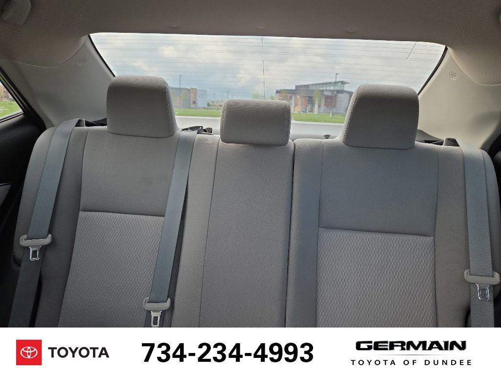 Used 2014 Toyota Corolla LE FWD image 14