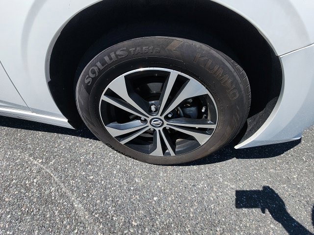 Used 2022 Nissan Sentra SV FWD image 17