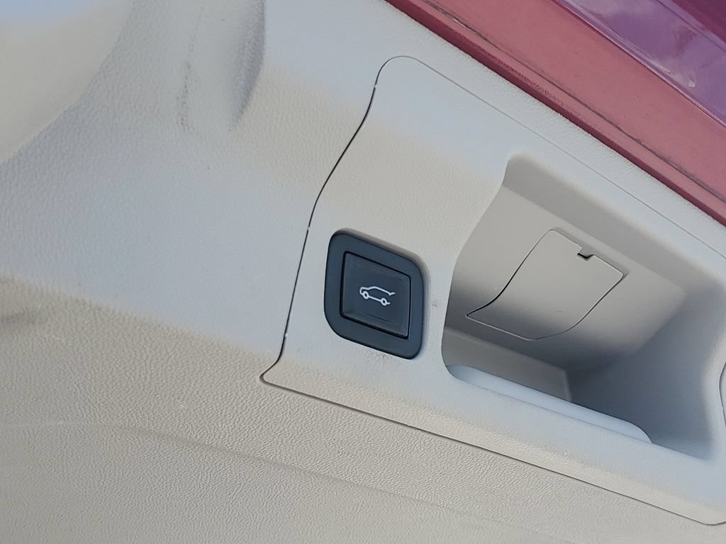 Used 2017 GMC Acadia SLT FWD image 12