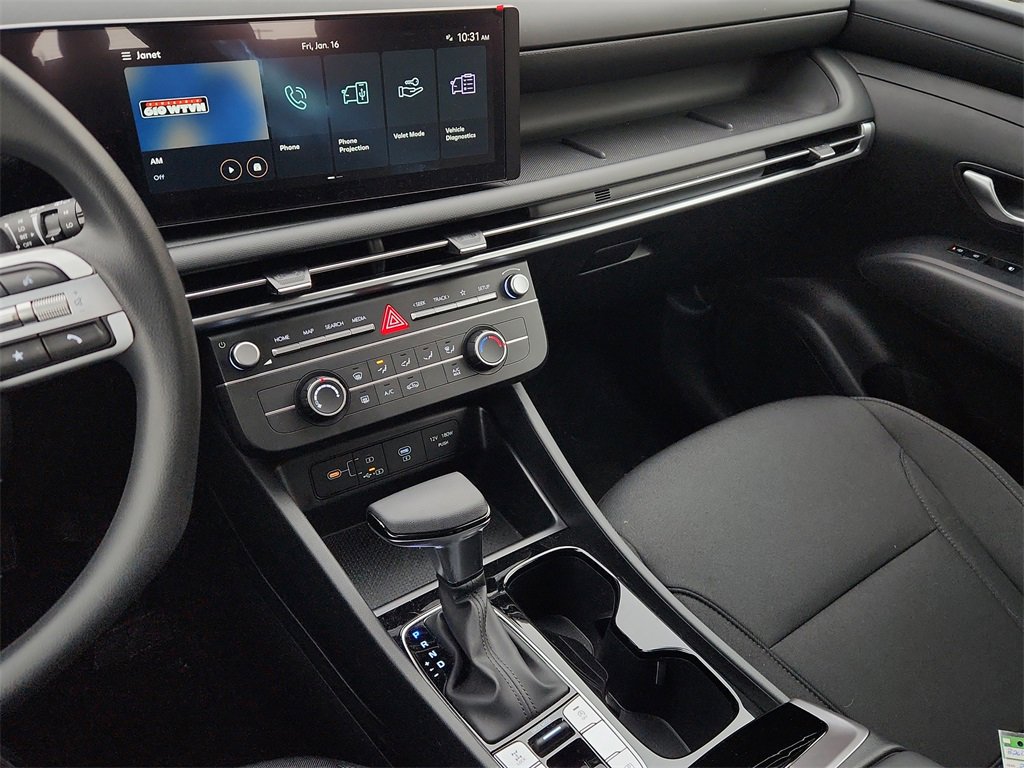 Certified 2025 Hyundai Tucson SE image 25