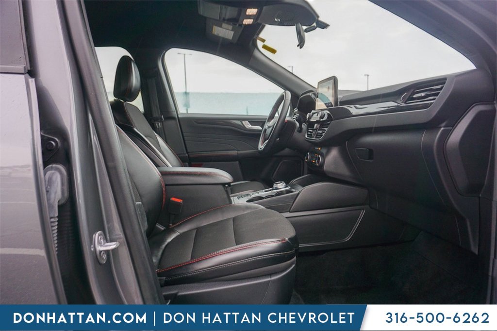 Used 2024 Ford Escape ST-Line image 25