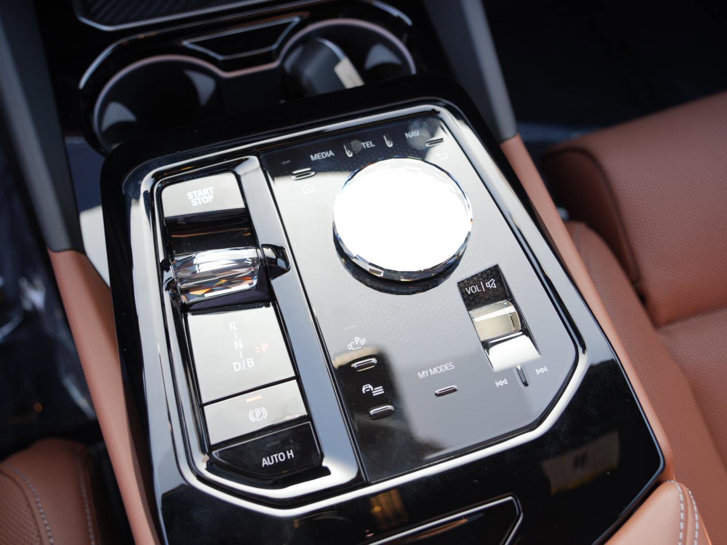 Used 2025 BMW i5 xDrive40 image 20