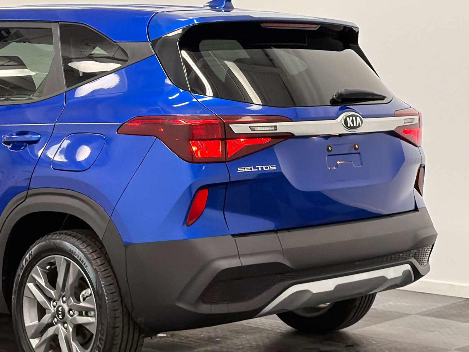 Used 2021 Kia Seltos LX AWD/4WD image 7