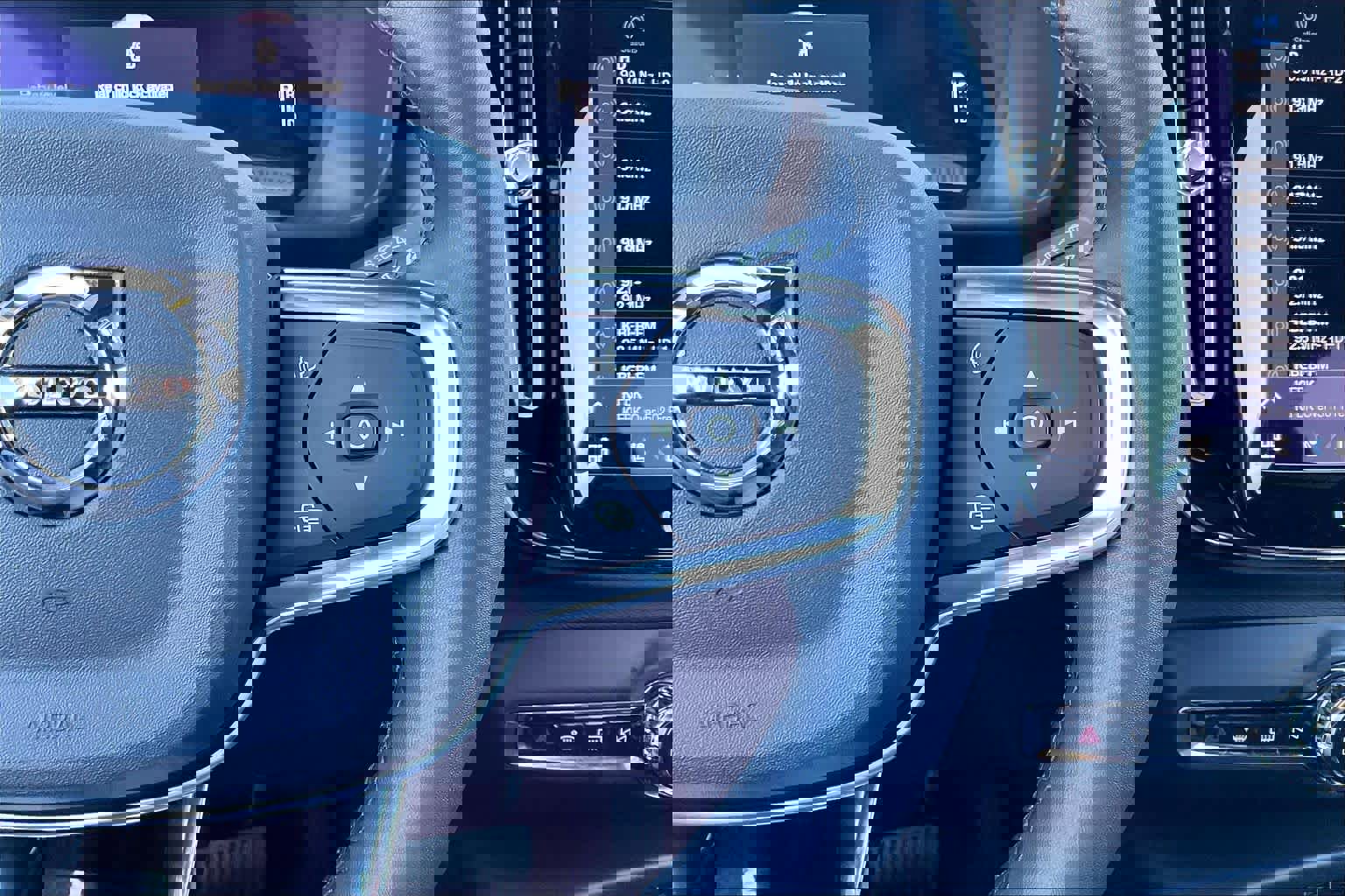 Used 2023 Volvo XC40 Recharge Ultimate w/ Protection Package Premier image 22