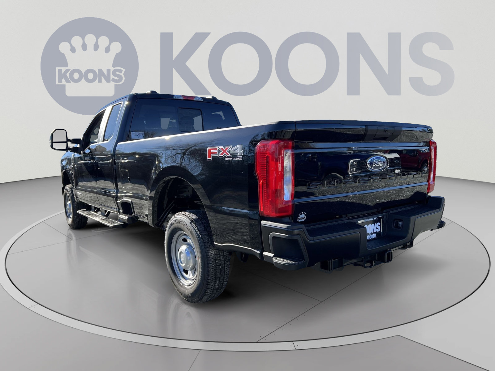 New 2026 Ford F250 XL w/ FX4 Off-Road Package AWD/4WD image 4