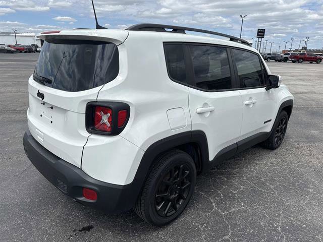 Used 2020 Jeep Renegade Altitude FWD image 4