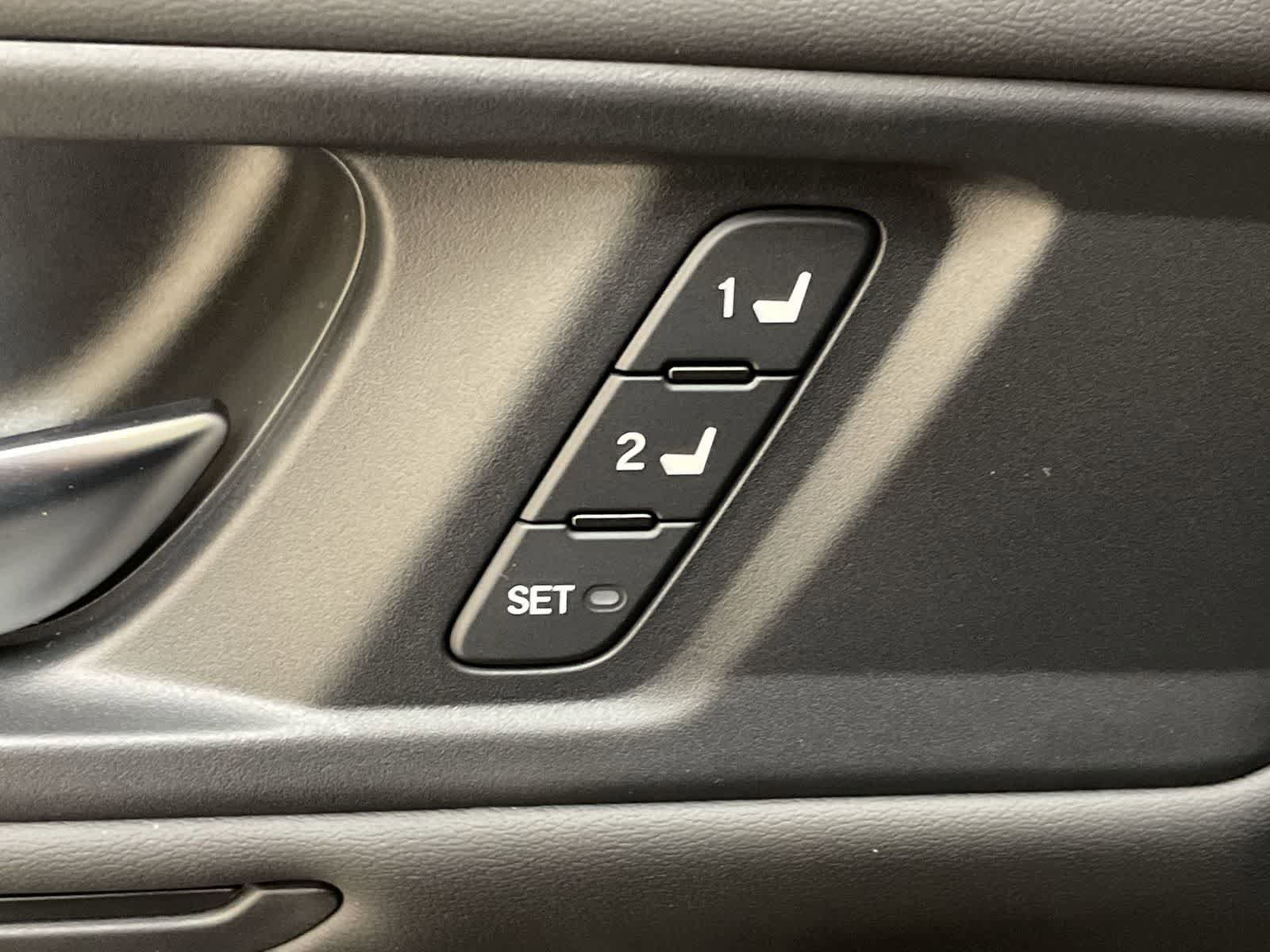 Certified 2023 Honda Accord Touring image 19
