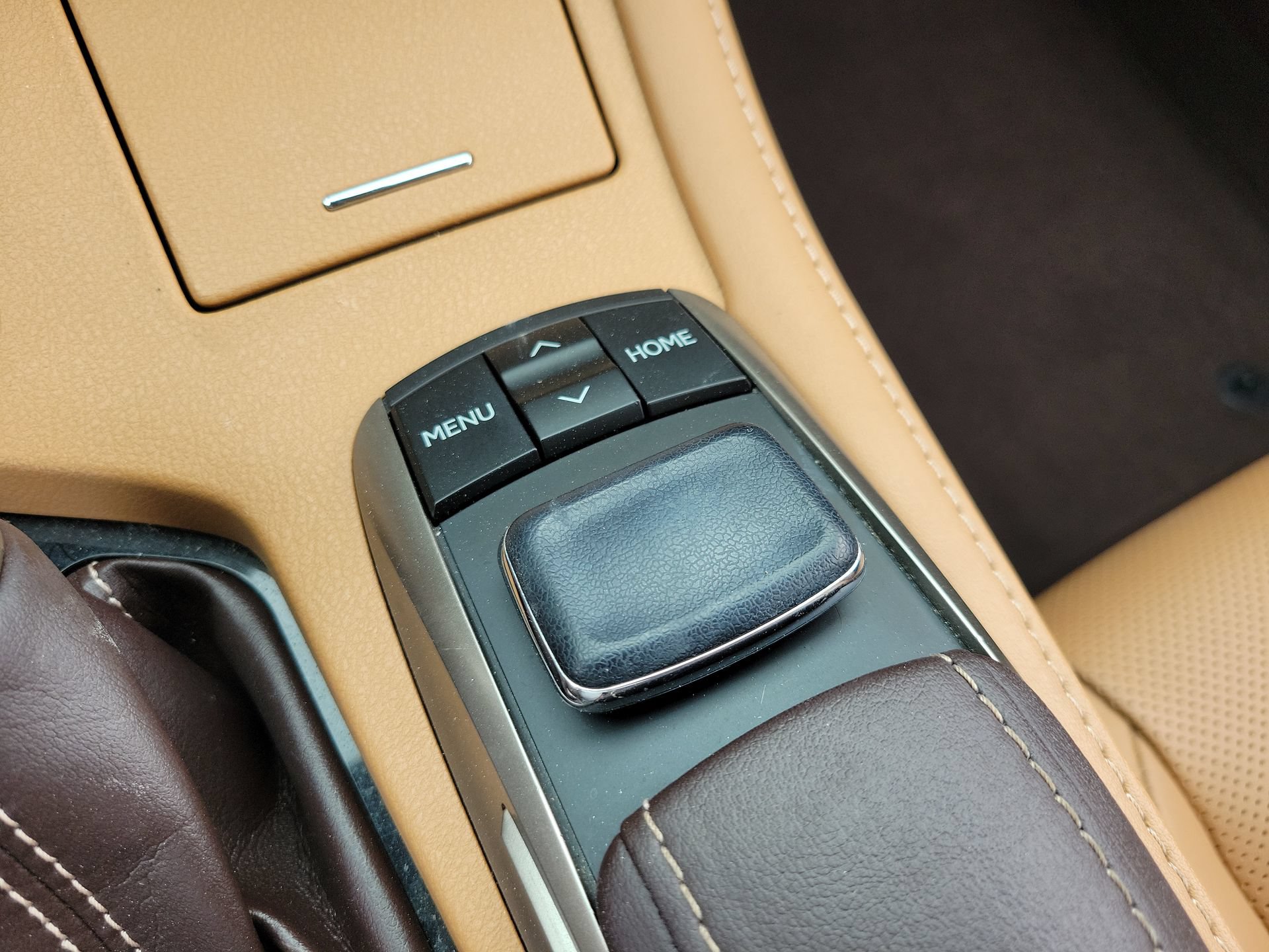 Used 2016 Lexus ES 350 w/ Luxury Package w/Wood Trim FWD image 28