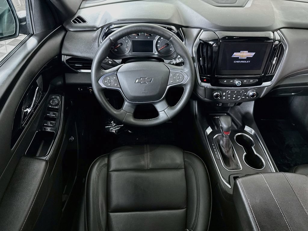 Used 2023 Chevrolet Traverse RS AWD/4WD image 3